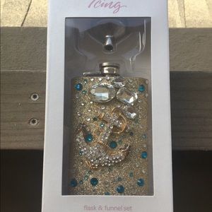 Claires Icing Bejeweled Flask+Funnel Set
